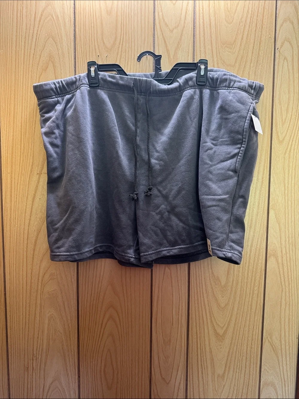 No Boundaries Men's Charcoal Gray Drawstring Athletic Shorts